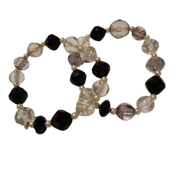 Black and Clear Beaded Stretch Slipon Bracelet - Picture 1 of 4